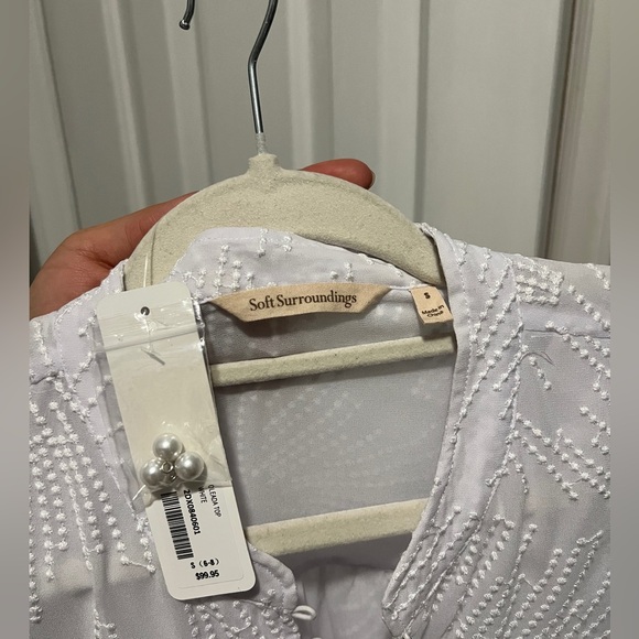 Soft Surroundings pearl button embroidered Top - Picture 4 of 4
